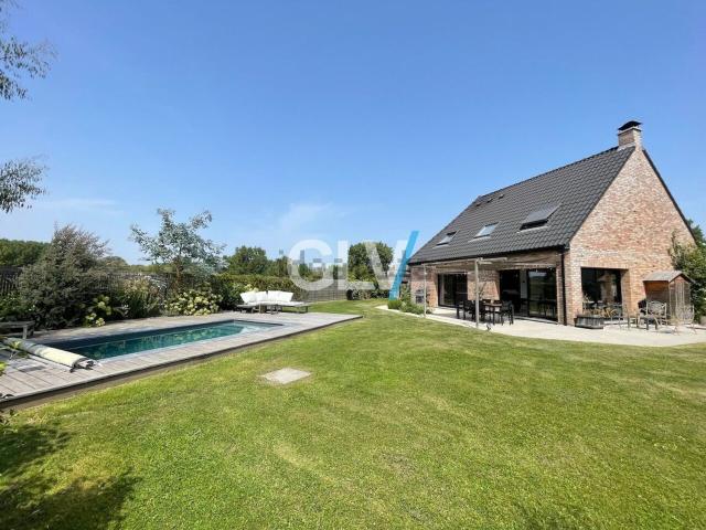 Maison, Cysoing