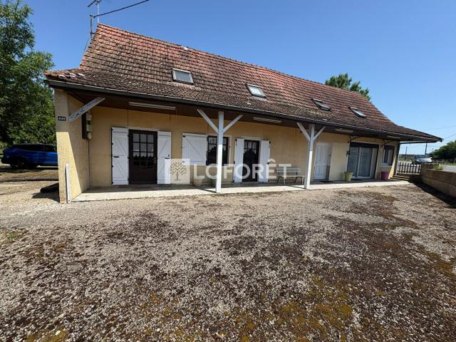 Maison à 9km à l'ouest de Louhans 6 pièce s 185 m2 185m² Louhans
