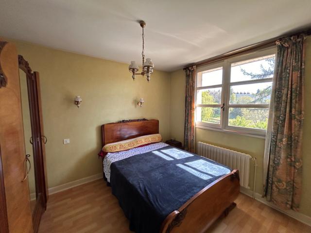 Maison à Ussel en CORREZE