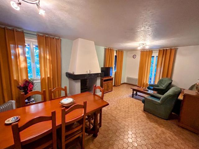 Maison à USSEL en CORREZE