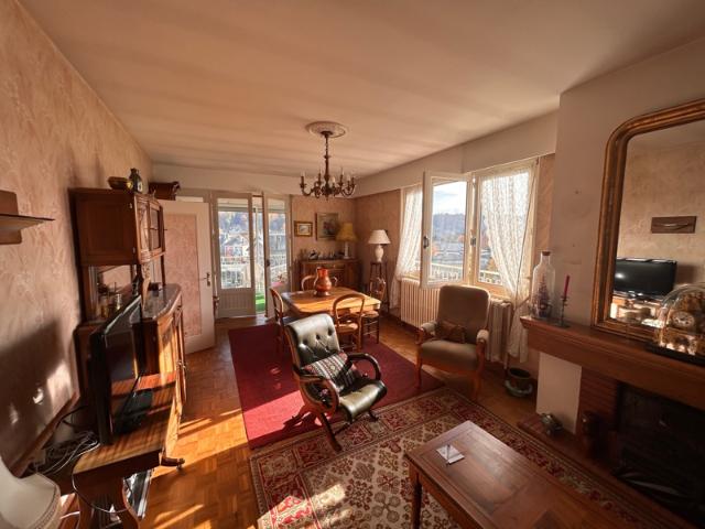 Maison à Ussel en CORREZE
