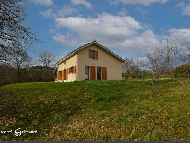 Maison à vendre 3 chambres dans un cadre champêtre à SAINT MEARD DE GURCON 24