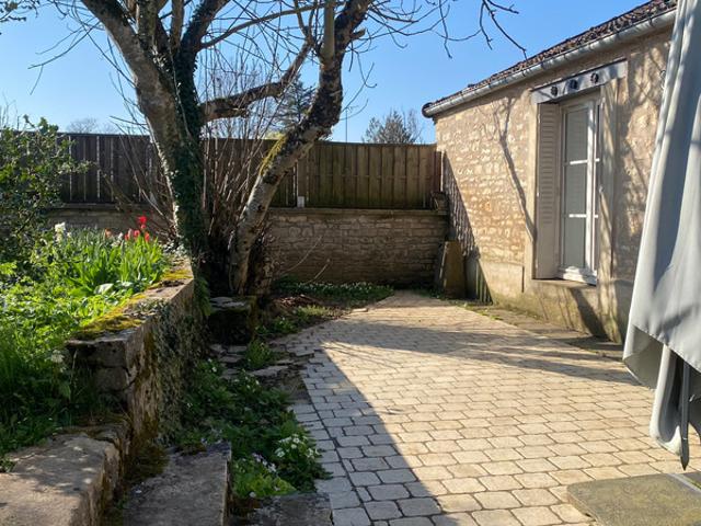 Maison à vendre 3 chambres jardin CHATEL GERARD 89