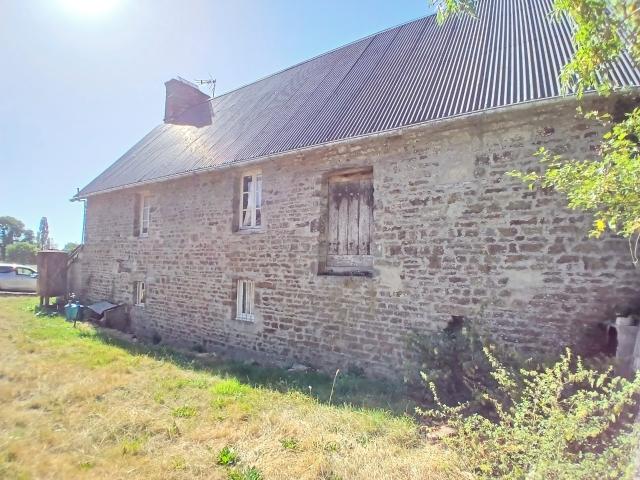 Maison à vendre 3 pièces SAINT CHARLES DE PERCY 14 + 1,3ha de terrain