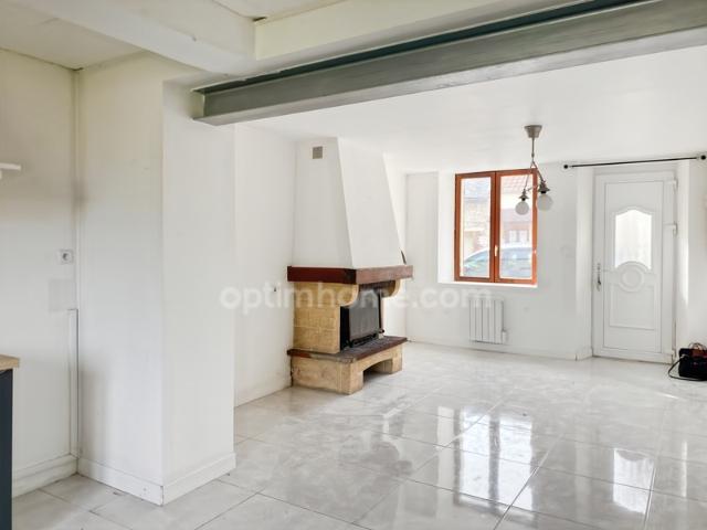 Maison à vendre 3 pièces SISSONNE 02