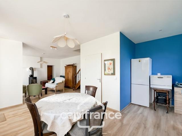 Maison à vendre 3 pièces rénovée avec terrain – Noyal Pontivy