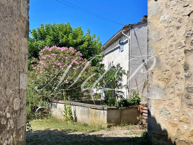 Maison à vendre 10 pièces BONNEVILLE ET SAINT AVIT DE F 24