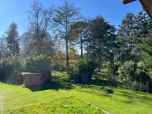 Maison de 365 m² avec dépendance et fort potentiel chambres d’hôtes à Valorbiquet