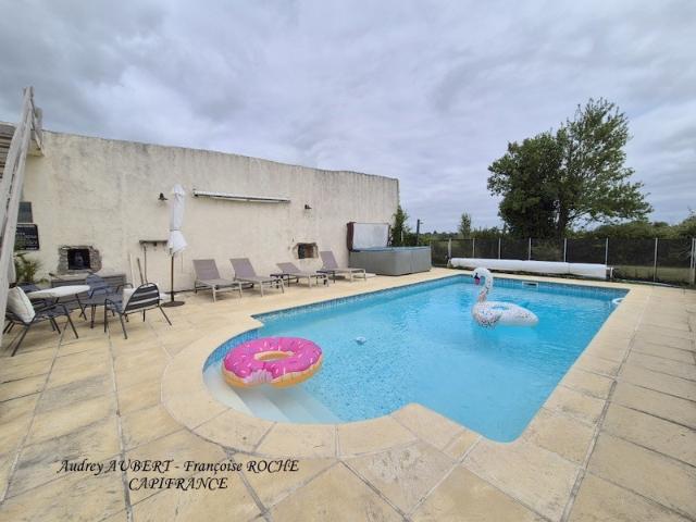 Maison à vendre 12 pièces NANTILLE 17