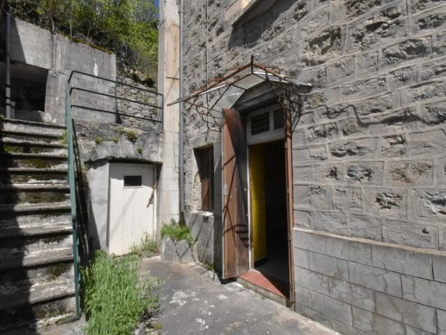 Maison à vendre 12 pièces 07