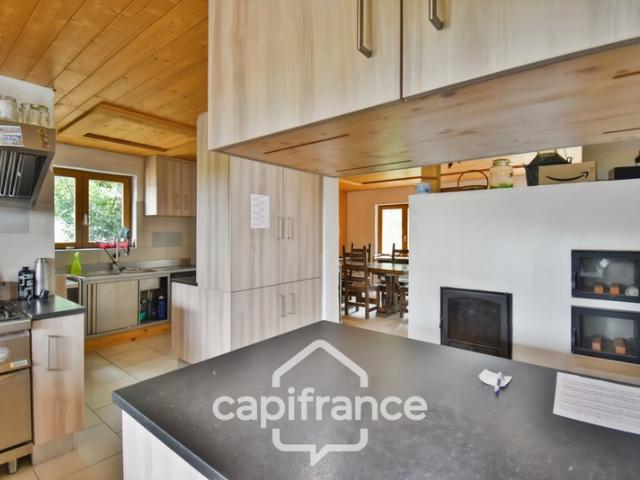 Maison à vendre 13 pièces proche de LONS LE SAUNIER 39