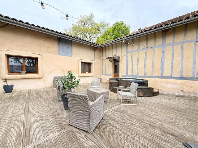 Maison À Vendre 151m² Aire sur l'Adour