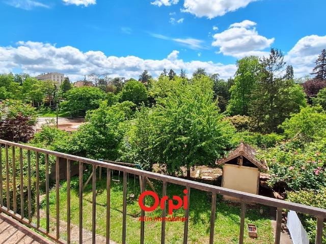 Maison À Vendre 275m² Néris les Bains