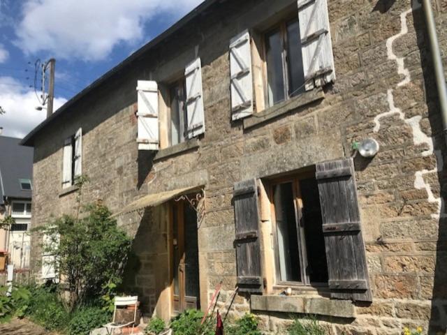 Maison à vendre 7 pièces centre bourg ROYERE DE VASSIVIERE 23