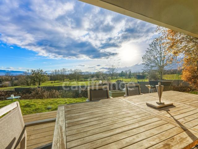 Maison à vendre 7 pièces CROZET 01 166m² Crozet
