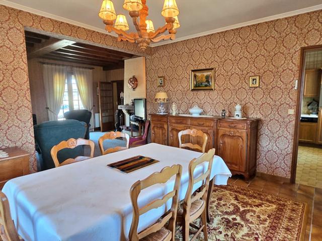 Maison à vendre 7 pièces + Garage + Jardin Centre Bourg ORADOUR SUR GLANE 87
