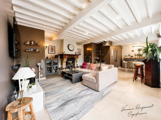 Maison à vendre 7 pièces LA CELLE SAINT CYR 89