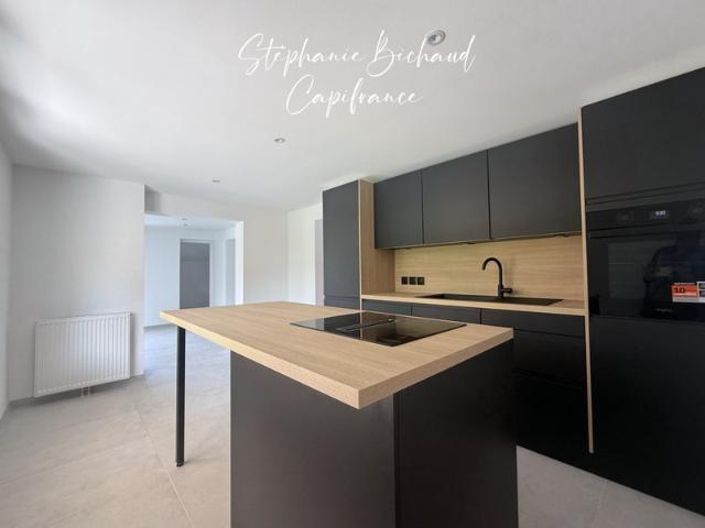 Maison à vendre 7 pièces LA ROCHE DES ARNAUDS 05