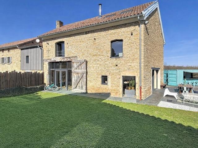 Maison à vendre 7 pièces SAINT MARCEL BEL ACCUEIL 38