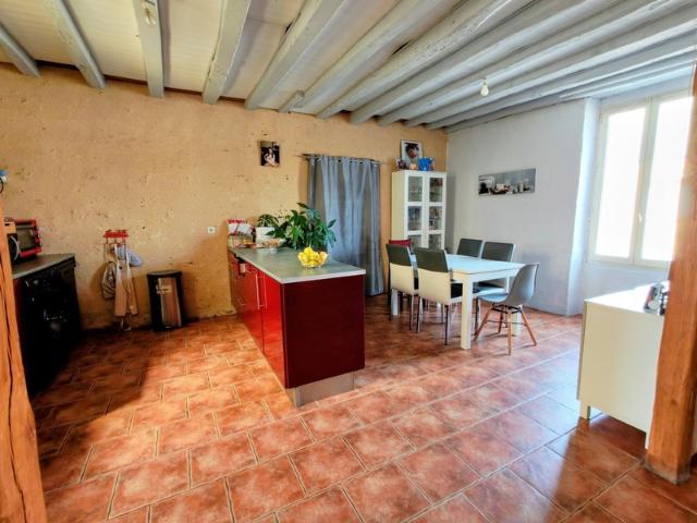 Maison à vendre 4 pièces BOUGES LE CHATEAU 36