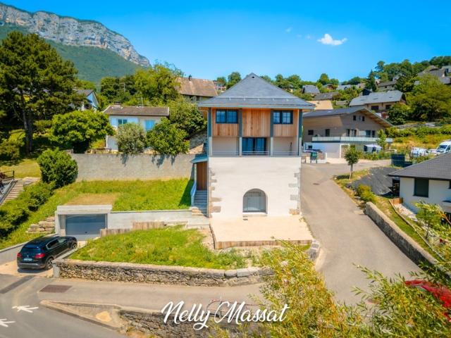 Maison à vendre 4 pièces BARBY 73 Vue exceptionnelle et rénovation de qualité Authentique maison de caractère avec jardin et garage