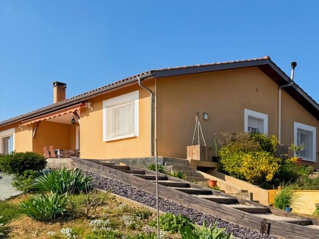 Maison à vendre 4 pièces et studio LUPIAC 32 145 m2 2497 m2 de terrain