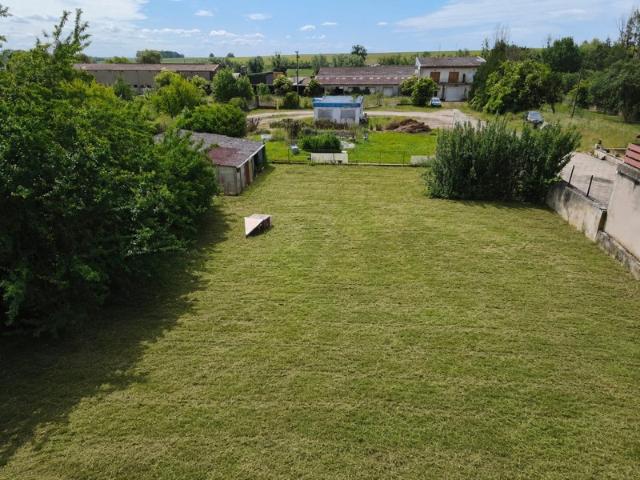 Maison à vendre 4 pièces proche de ETAIN 55