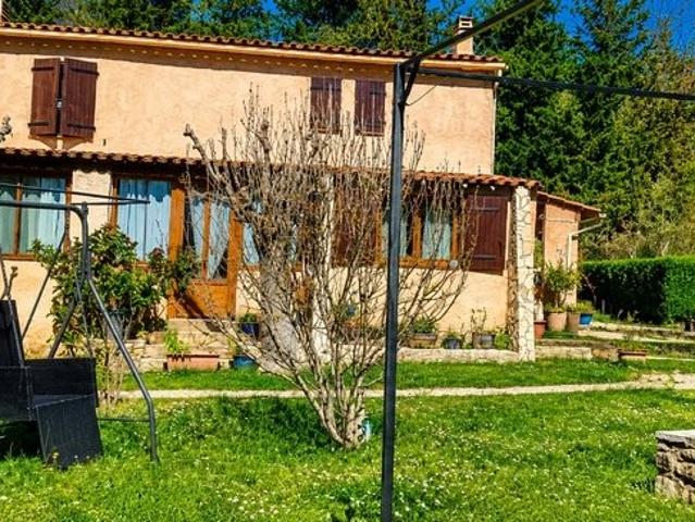 Maison à vendre 4 pièces Tourves 83 106m² Tourves