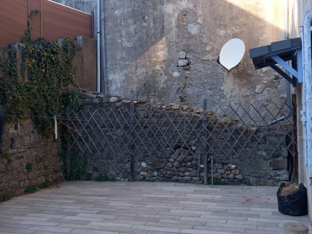 Maison à vendre 4 pièces VILLEFORT 48