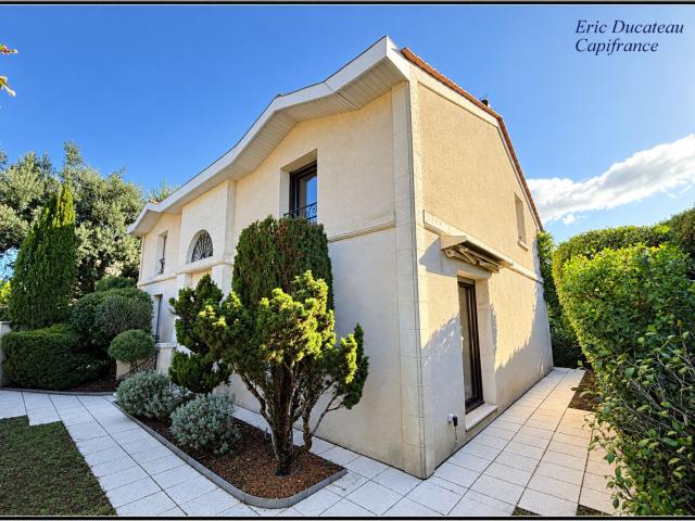 Maison à vendre 5 pièces, calme, piscine 149m² Mérignac