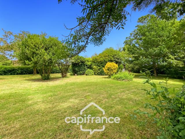 Maison à vendre 5 pièces CHENOVES 71