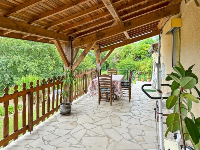 Maison à vendre 5 pièces BELMONT 32 115 m2 avec studio Terrain 1596 m2