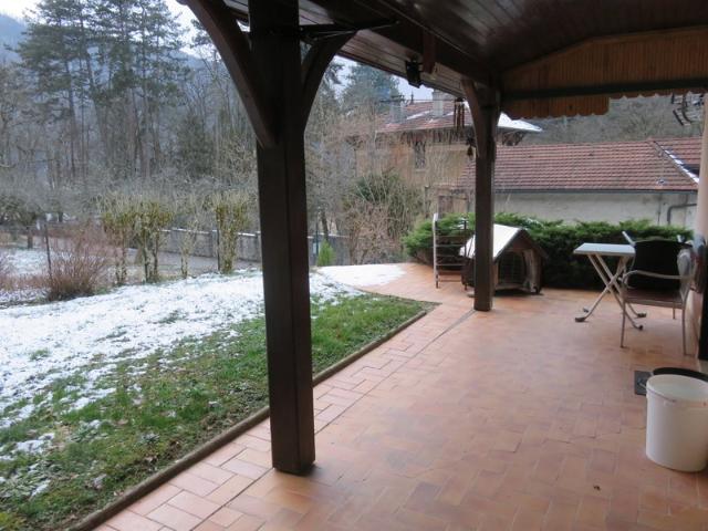 Maison à vendre 5 pièces de 135 m² sur terrain de 723 m² SAINT RAMBERT EN BUGEY 01