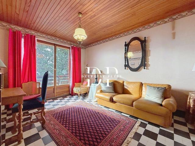 Maison à vendre 5 pièces de 137 m2, terrain d'env. 1000 m2 LUCINGES 74