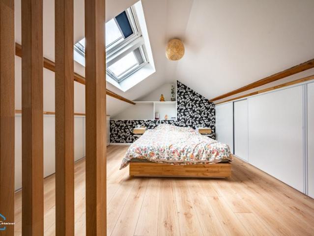Maison à vendre 5 pièces DIJON 21 3 CHAMBRES ET BUREAU. 86m² Dijon