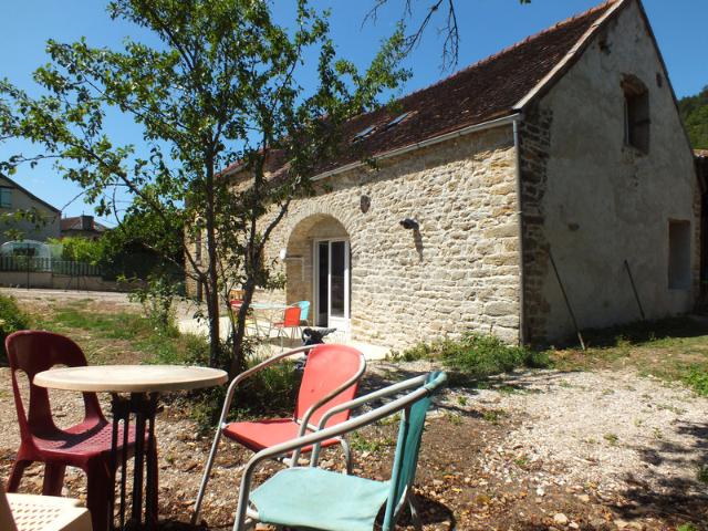 Maison à vendre 5 pièces et grandes Dépendances MONTIGNY MONTFORT 21