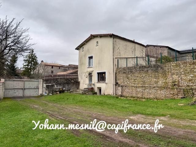 Maison à vendre 5 pièces EXOUDUN 79