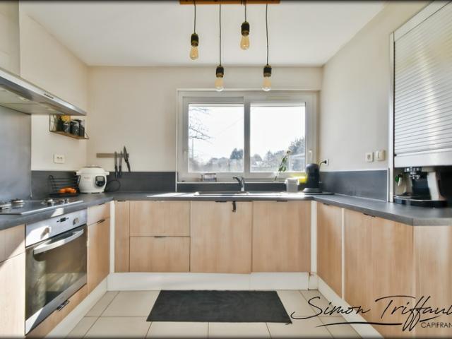 Maison à vendre 5 pièces LAVARE 72