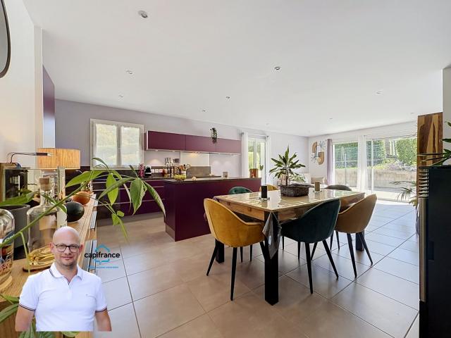 Maison à vendre 5 pièces SAINT GEOIRE EN VALDAINE 38 sur 1000m2 de terrain