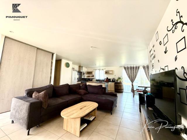 Maison à vendre 5 pièces SAINT FERME 33