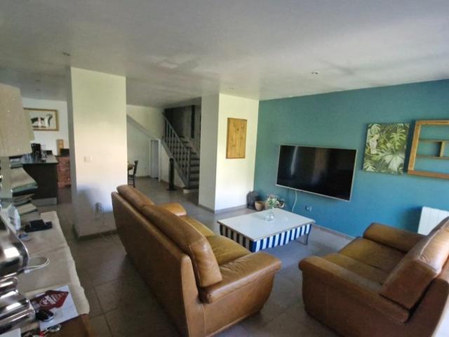 Maison à vendre 5 pièces SAINT MAURICE DE BEYNOST 01