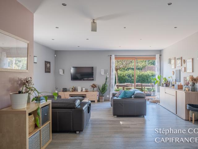 Maison à vendre 5 pièces POLIENAS 38