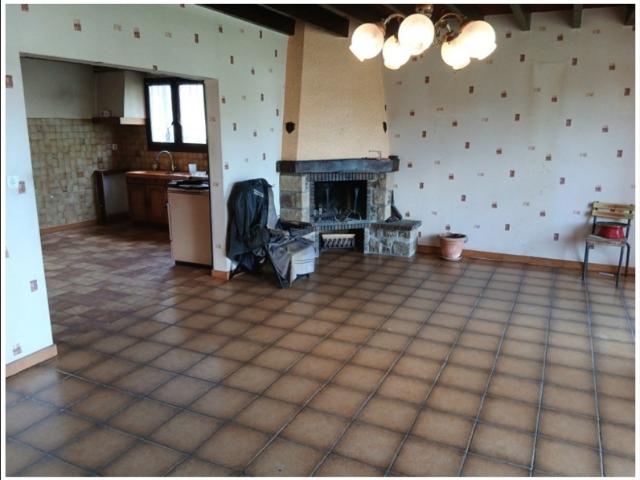 Maison à vendre 5 pièces Proche de MOULINS 03