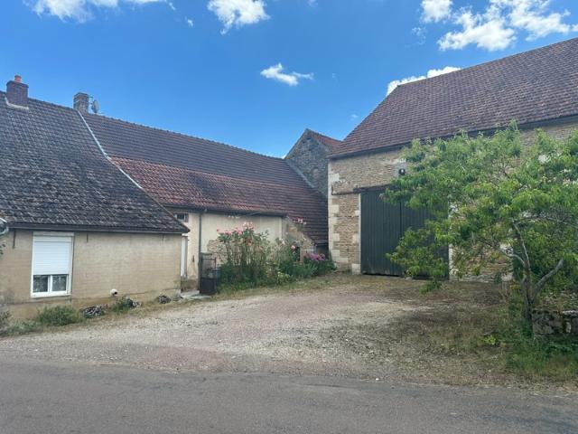 Maison à vendre 5 pièces proche de POUILLY EN AUXOIS 21 VITTEAUX 21