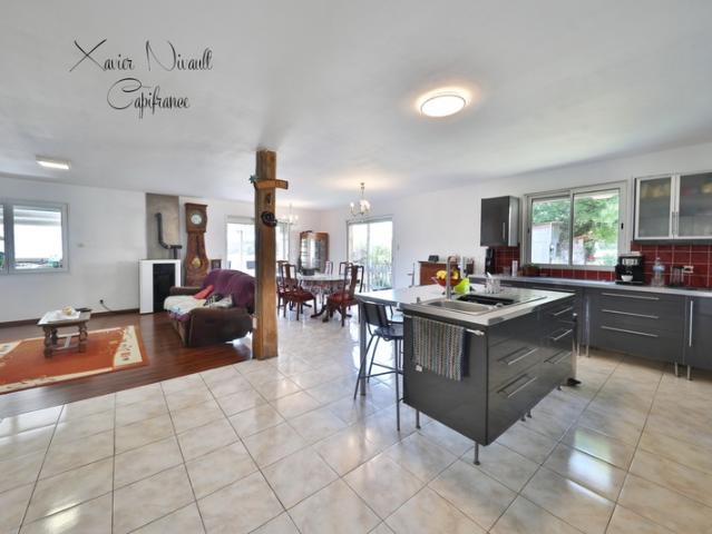 Maison à vendre 5 pièces proche de SAINT AMOUR 39