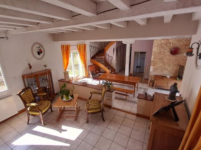 Maison à vendre 5 pièces proche de SOUILLAC 46