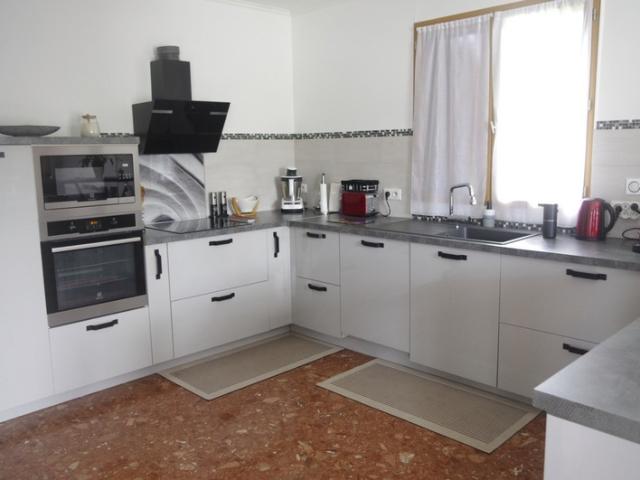 Maison à vendre 5 pièces proche de VIC FEZENSAC 32 terrain 1185 m² avec garage