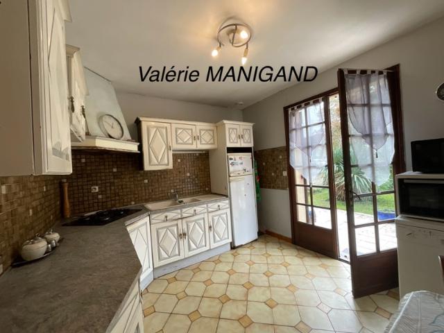 Maison à vendre 5 pièces TOCANE SAINT APRE 24