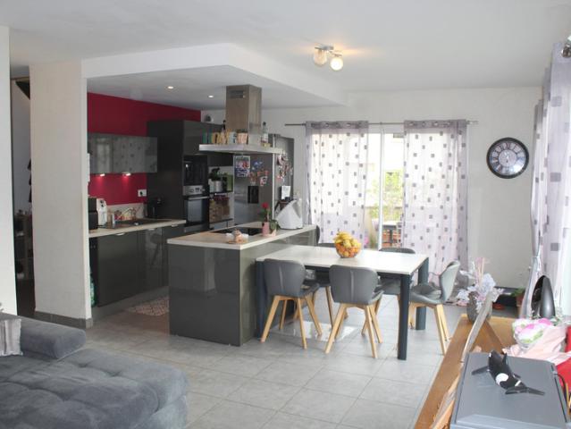 Maison à vendre 5 pièces VIRIAT 01