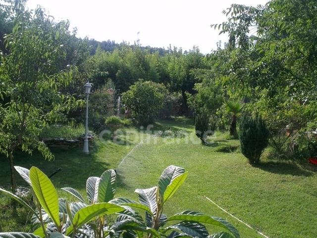 Maison à vendre 6 pièces 187 m2,terrain env.1483 m2 TRESQUES 30